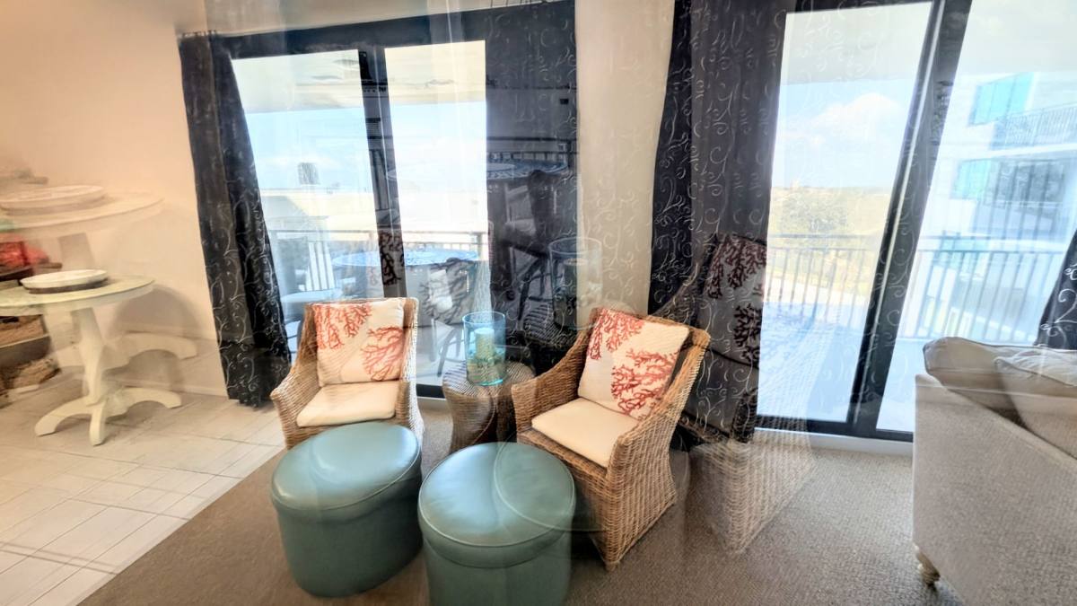 Condo for rent at 4822 Ocean Blvd, Sarasota, FL 34242