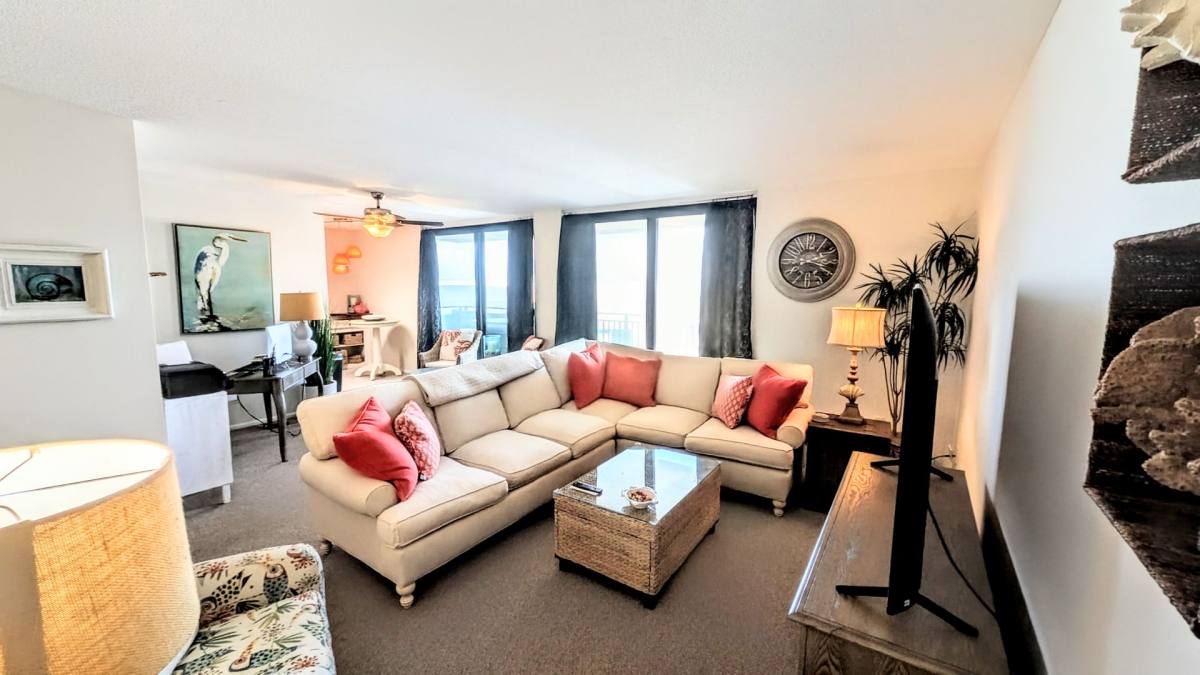 Condo for rent at 4822 Ocean Blvd, Sarasota, FL 34242