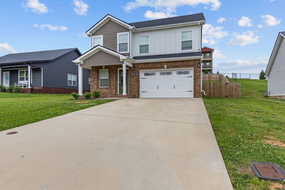 House for rent at 840 Lillian Grace Dr, Clarksville, TN 37043