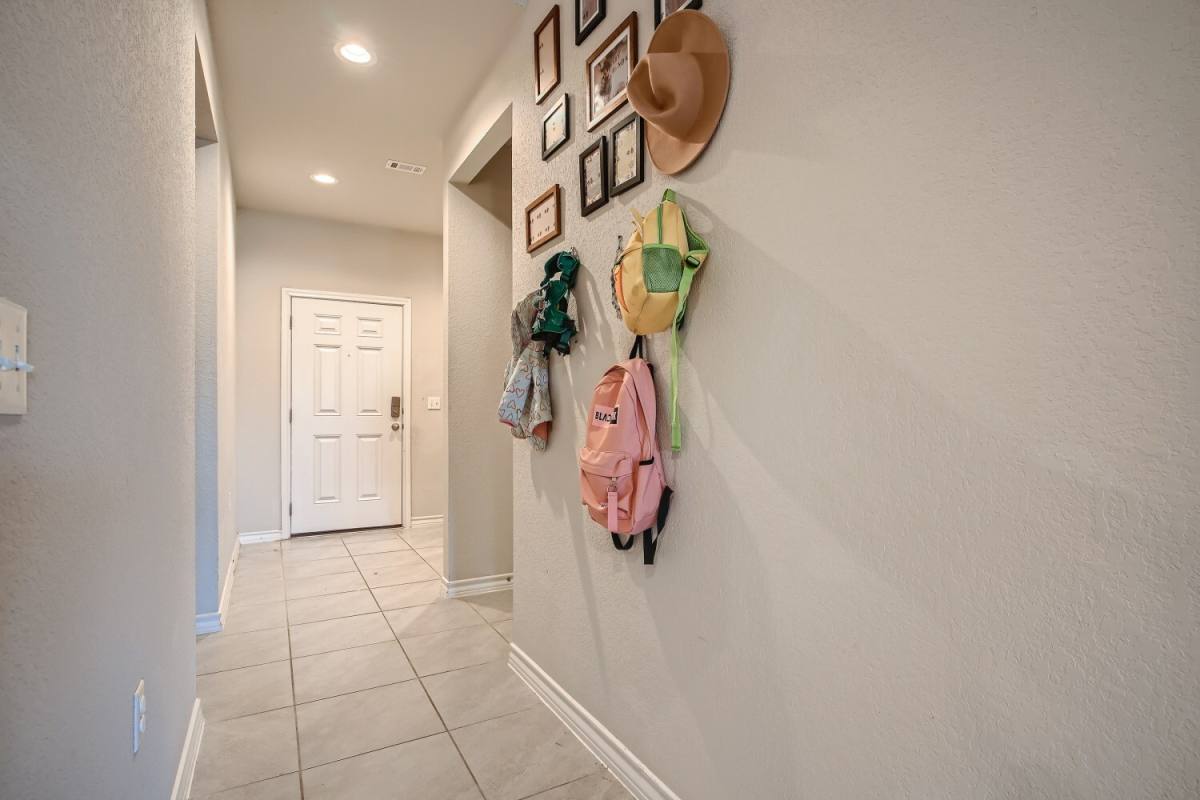 House for rent at 11804 Saddle Rock Dr, Austin, TX 78725