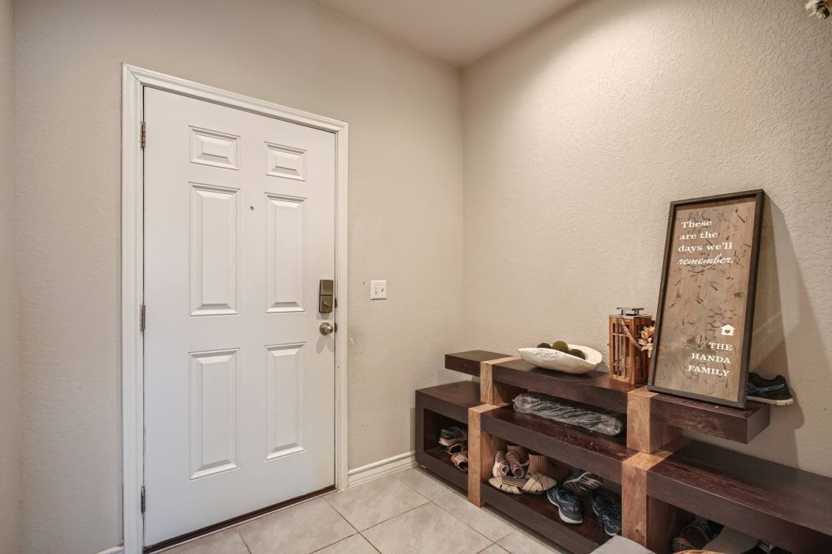 House for rent at 11804 Saddle Rock Dr, Austin, TX 78725