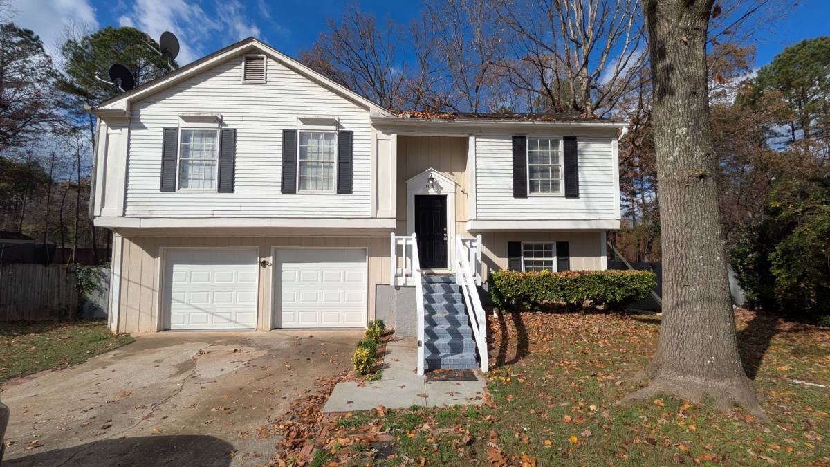 House for rent at 1462 Shenta Oak Dr, Norcross, GA 30093