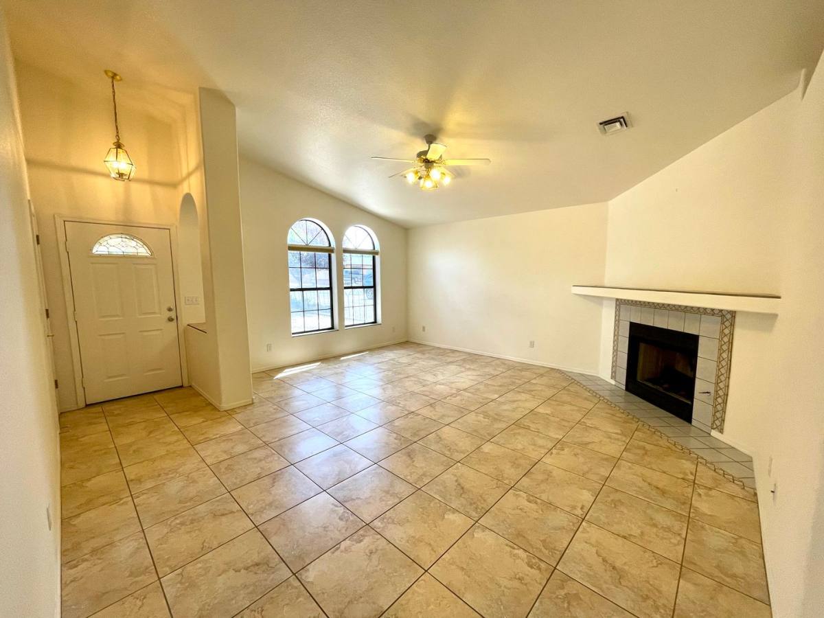 2021 Chambers Ave, Kingman, AZ 86401 - House for Rent - Image 5