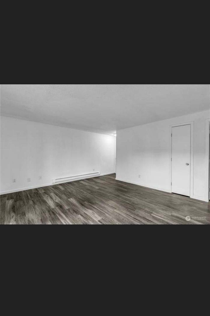 Apartment for rent at 2701 S 257th Place, Kent, WA 98032