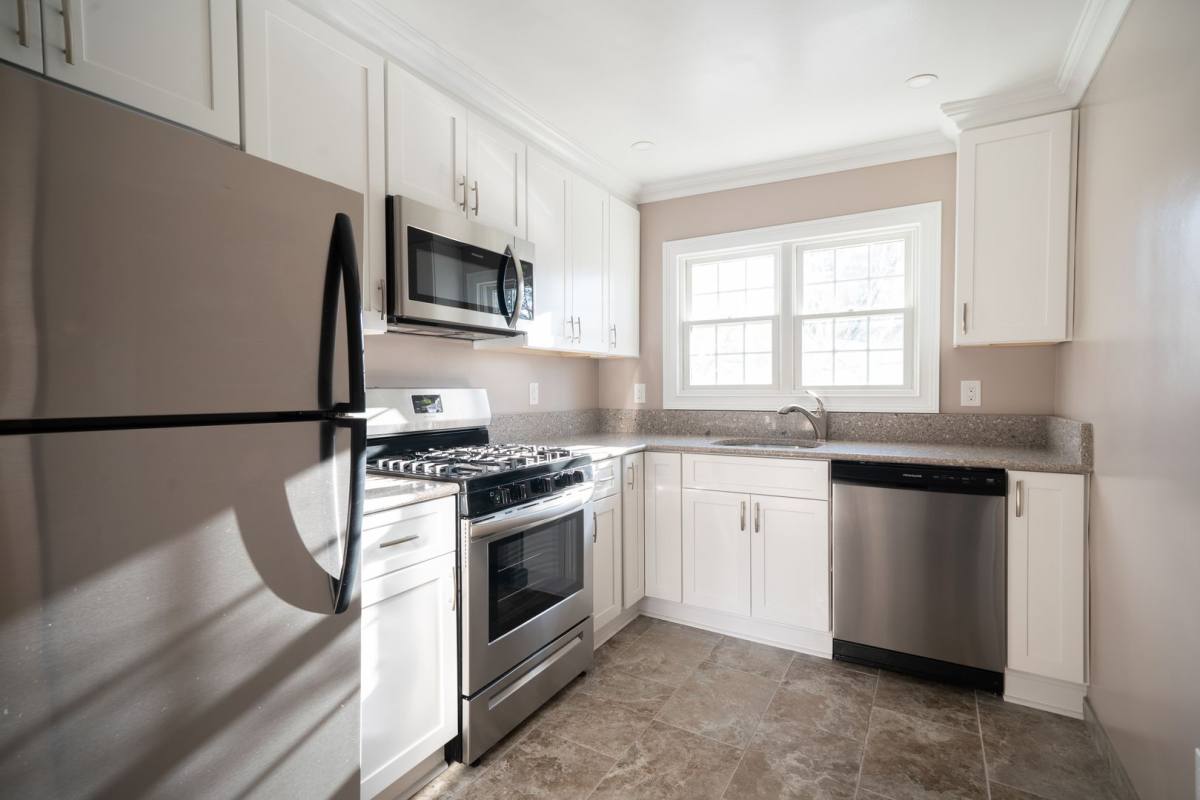 Apartment for rent at 18 Engle St, Tenafly, NJ 07670