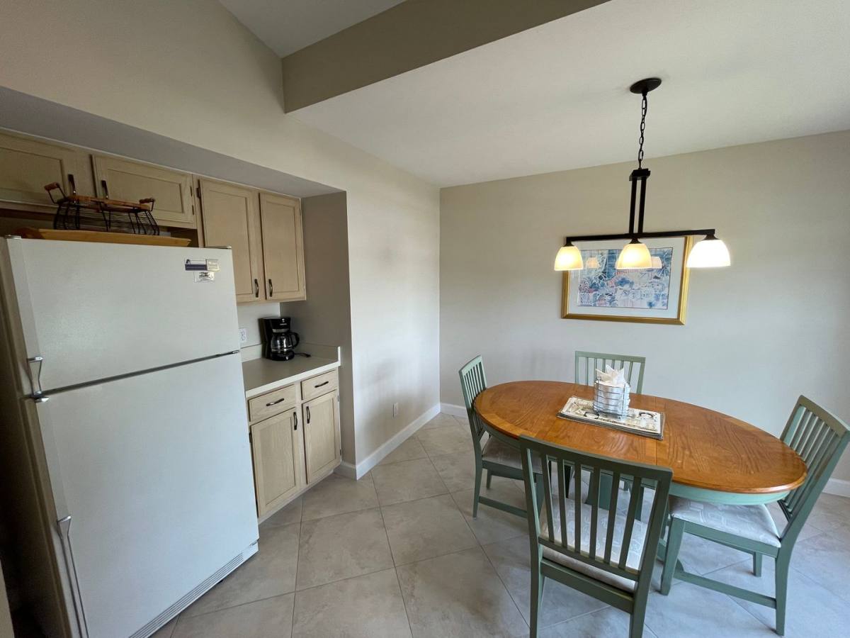 Apartment for rent at 440 Wiggins Lake Court, Naples, FL 34110