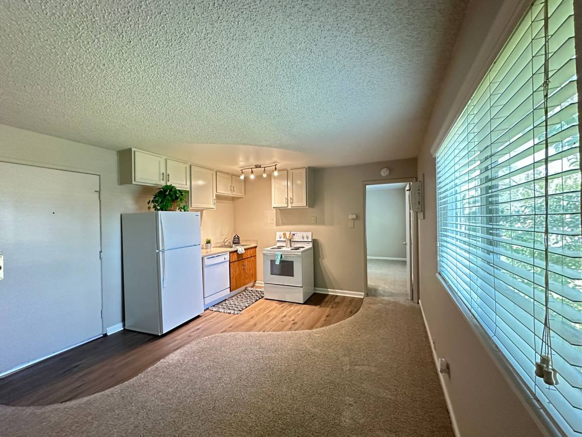 Apartment for rent at 1616 E St, Sacramento, CA 95814