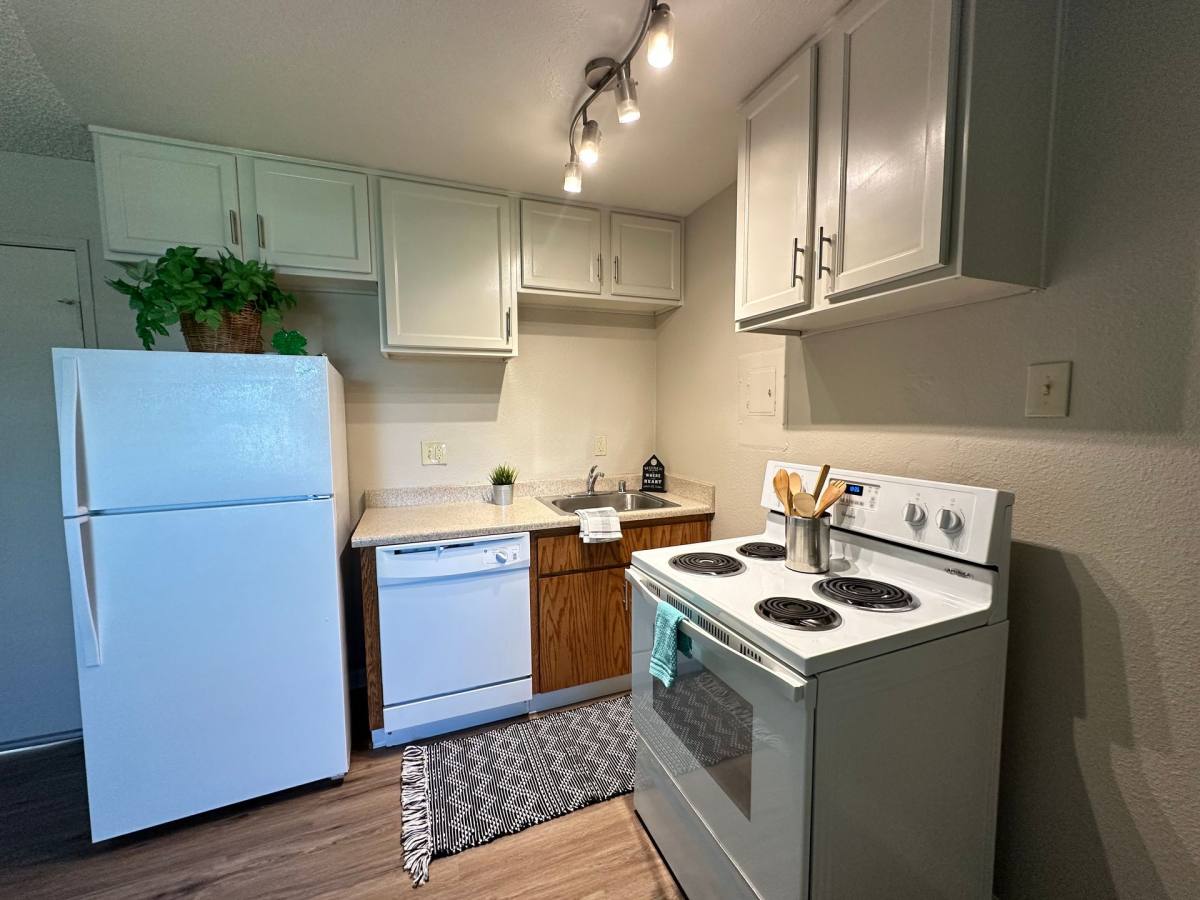 Apartment for rent at 1616 E St, Sacramento, CA 95814