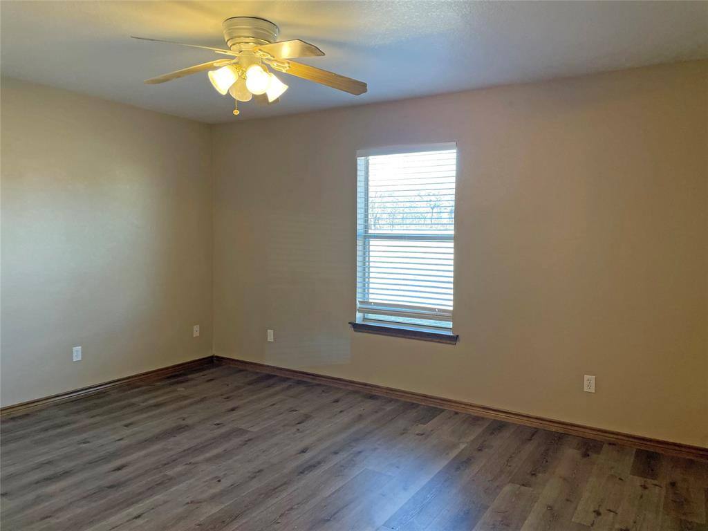 Apartment for rent at 3120 Conveyor Dr, Joshua, TX 76058