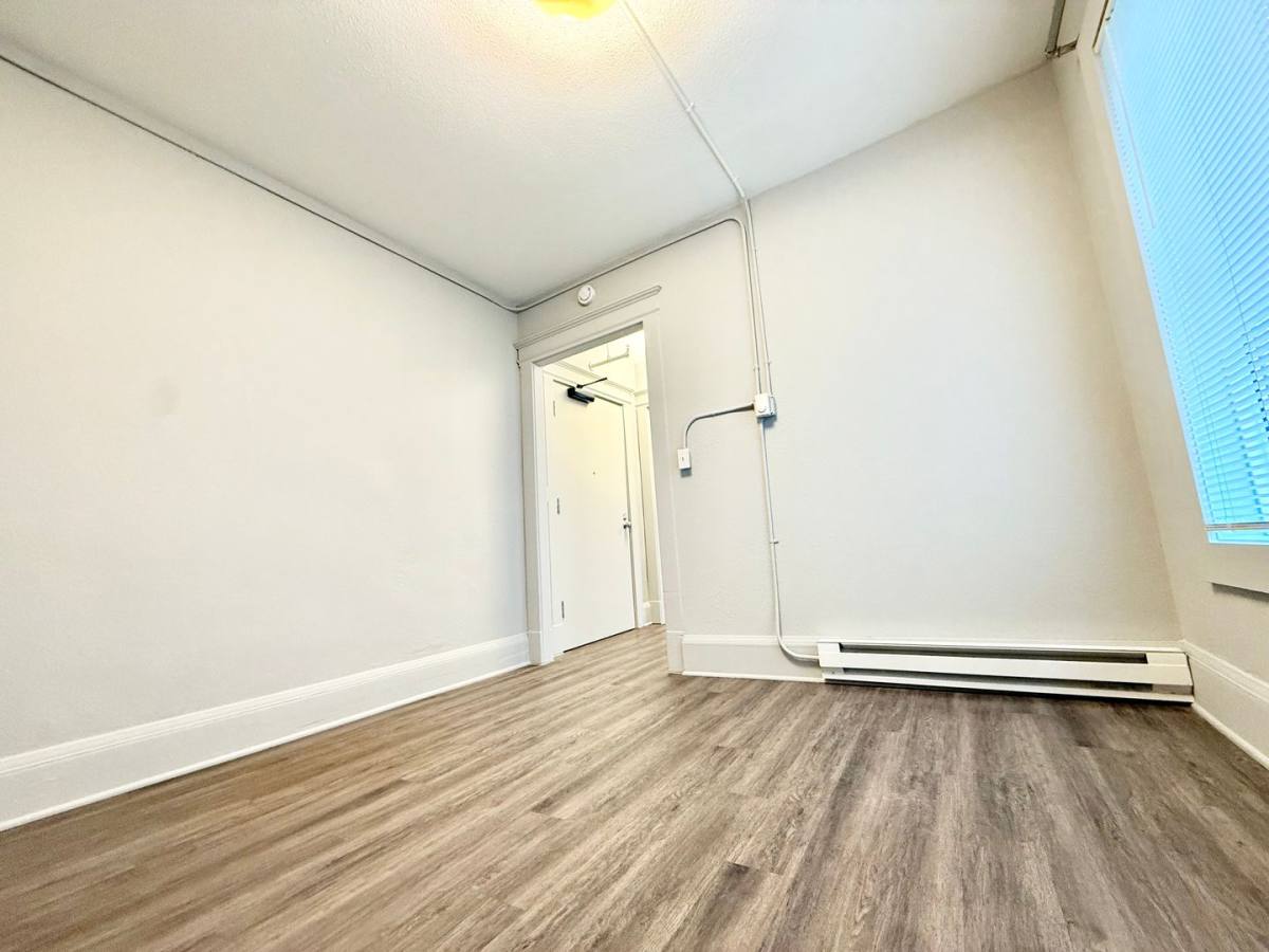 Apartment for rent at 814 Columbia St, Seattle, WA 98104