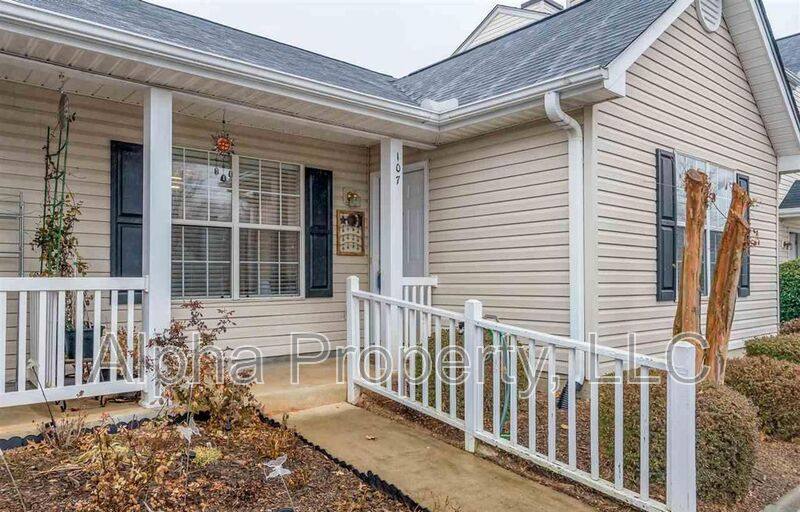 Townhouse for rent at 107 Hammett Grove Lane, Greer, SC 29650