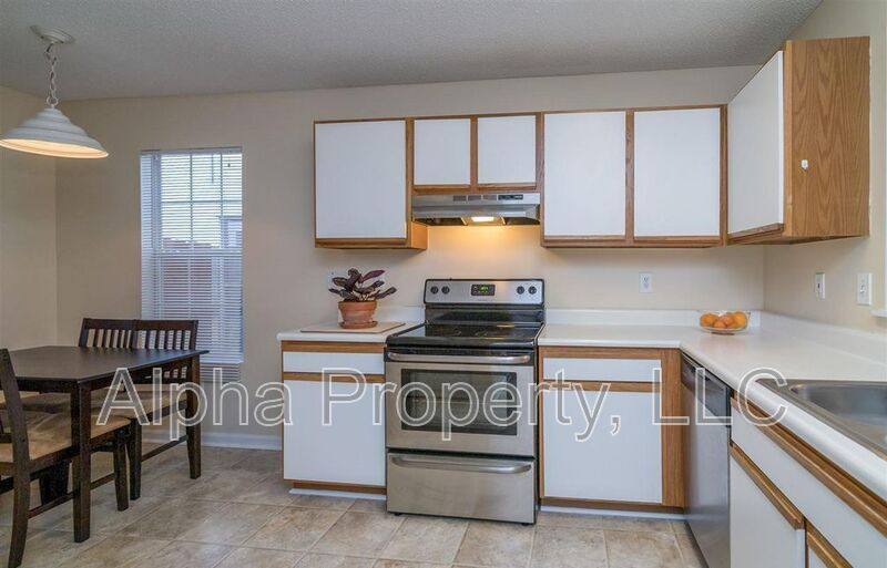 Townhouse for rent at 107 Hammett Grove Lane, Greer, SC 29650