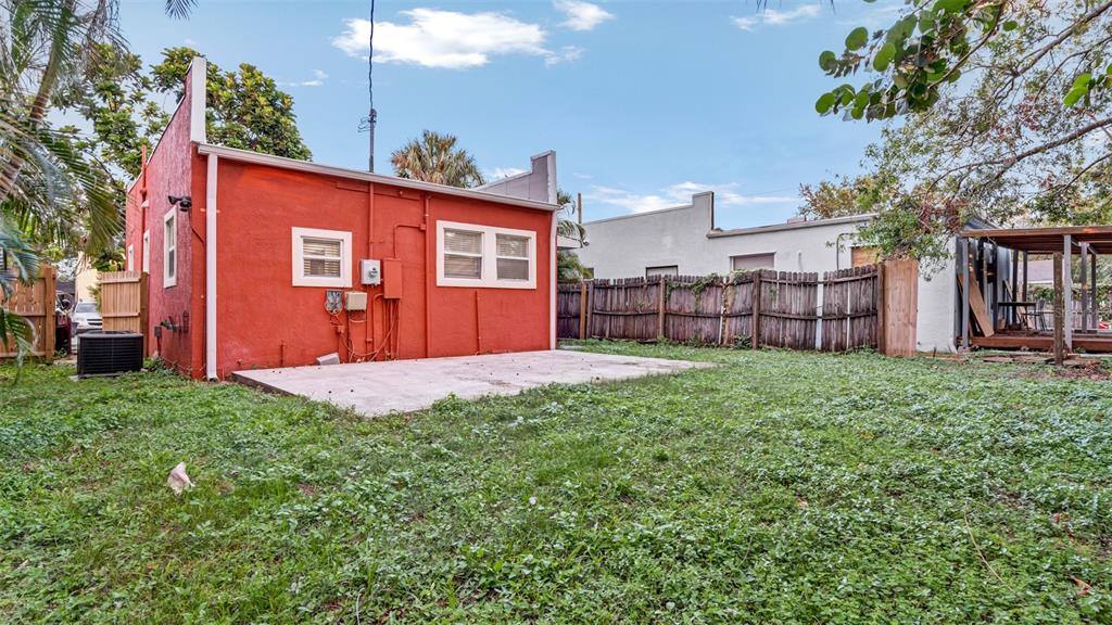 Apartment for rent at 739 27th Ave W #739, Bradenton, FL 34205