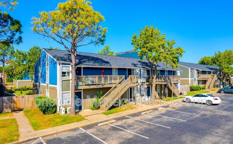 Apartment for rent at 5323 E 47th Place #5-E, Tulsa, OK 74135