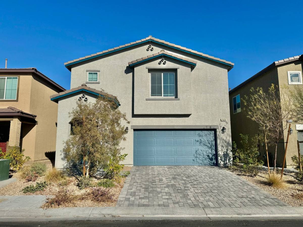 House for rent at 7526 Pink Mimosa Ave, Las Vegas, NV 89113