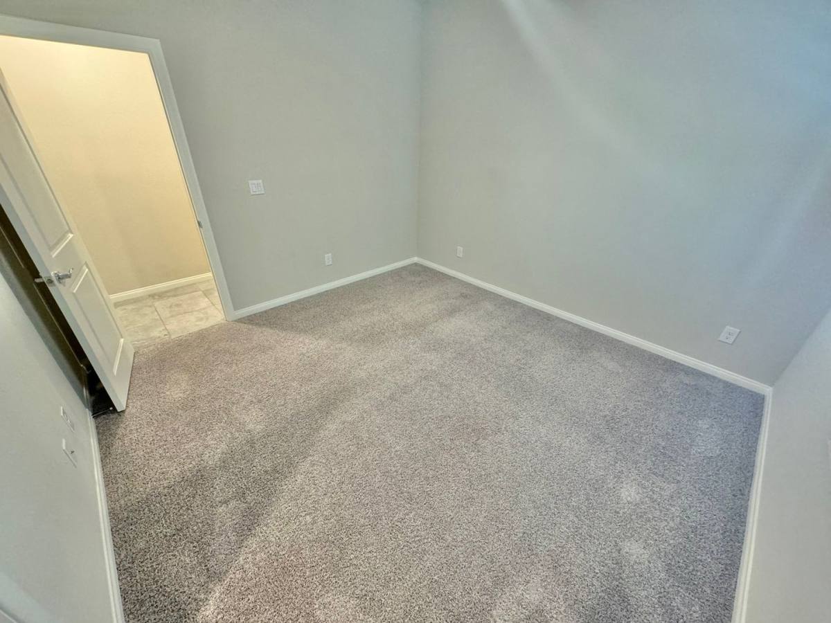 House for rent at 7526 Pink Mimosa Ave, Las Vegas, NV 89113