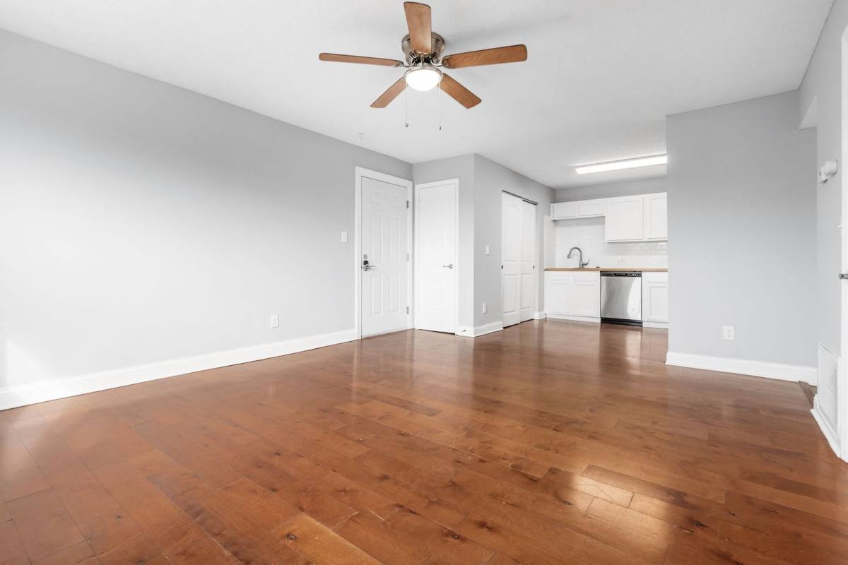 Apartment for rent at 1580 E Mound St, Columbus, OH 43205