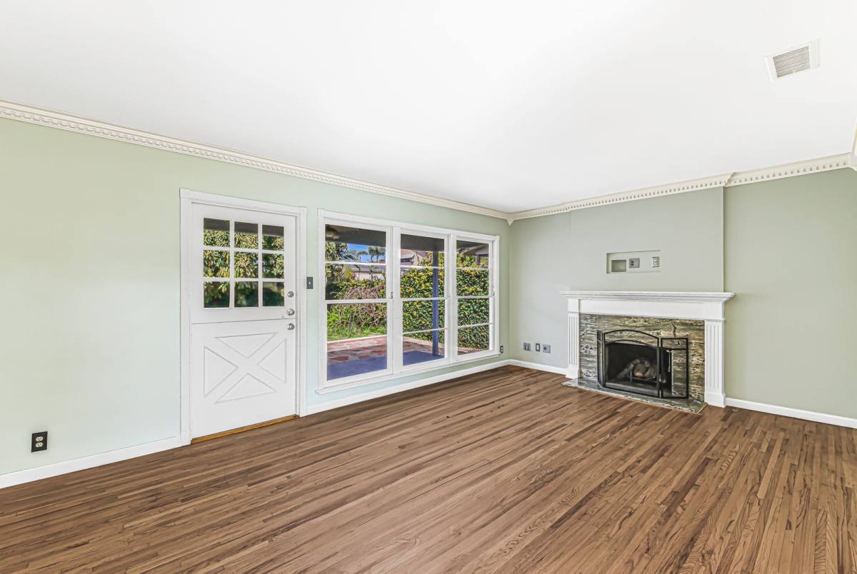 House for rent at 6749 E Stearns St, Long Beach, CA 90815
