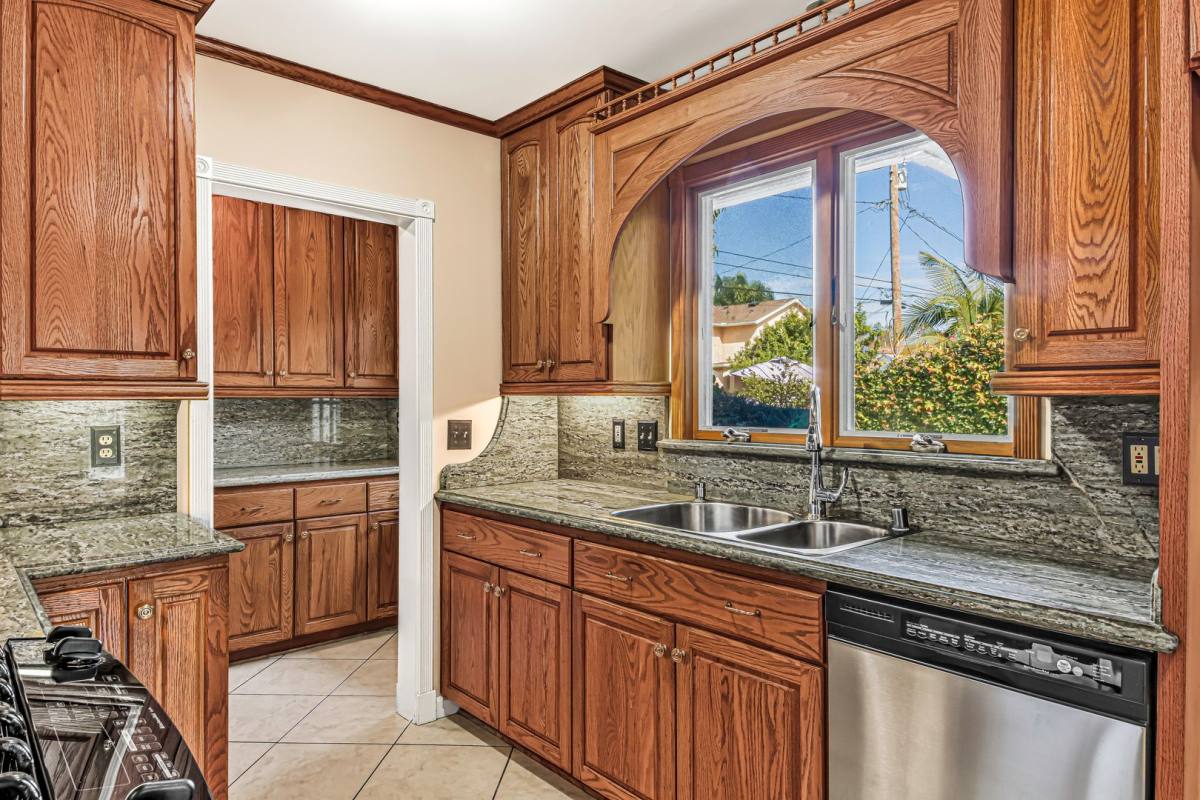 House for rent at 6749 E Stearns St, Long Beach, CA 90815