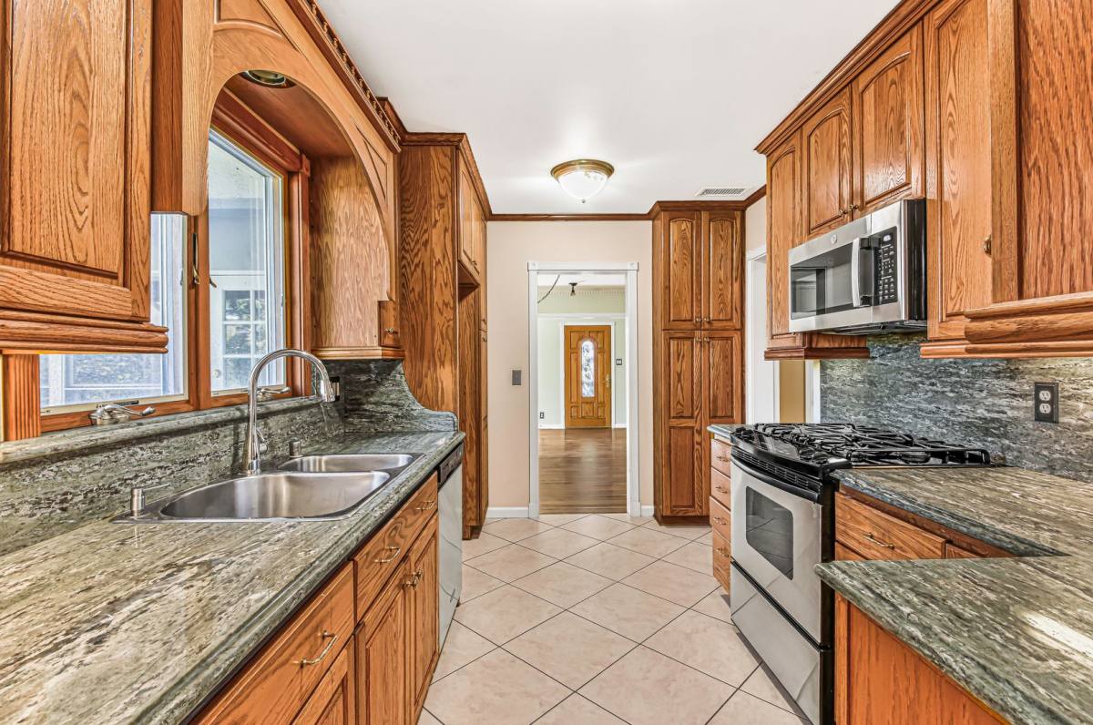 House for rent at 6749 E Stearns St, Long Beach, CA 90815