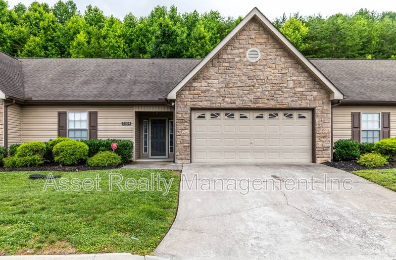 Condo for rent at 5104 Cates Bend Way #1, Powell, TN 37849