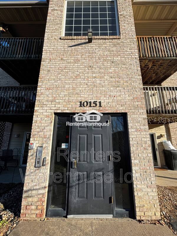 Apartment for rent at 10151 Sutton Place #8, Urbandale, IA 50322