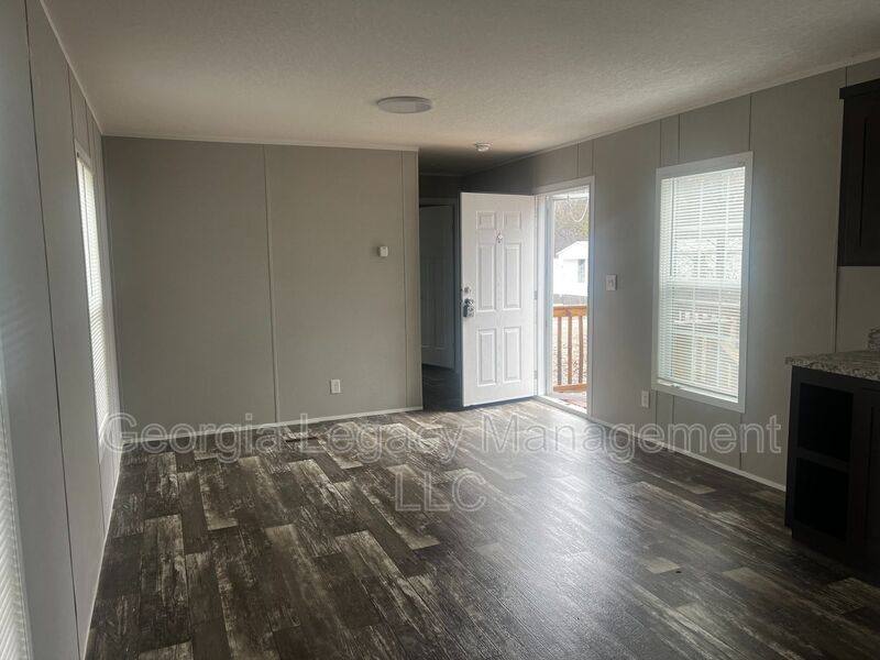 Apartment for rent at 189 Mason St #3, Royston, GA 30662