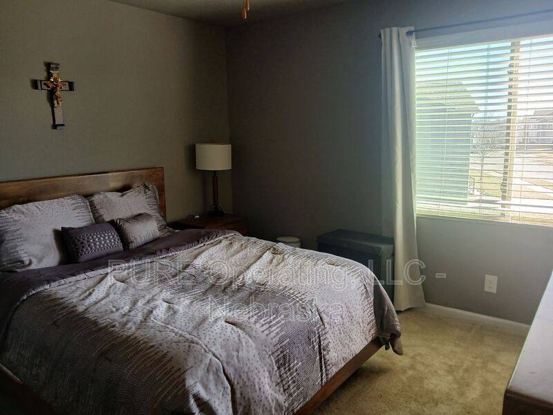 House for rent at 7605 N 92nd Ave, Omaha, NE 68122