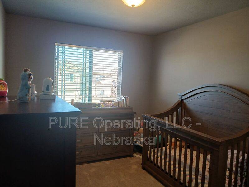 House for rent at 7605 N 92nd Ave, Omaha, NE 68122