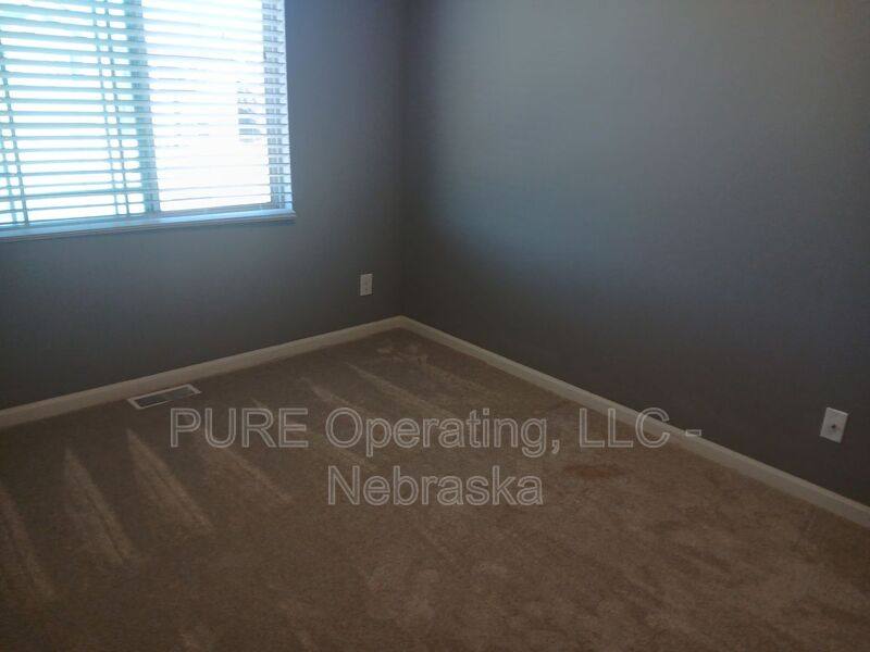 House for rent at 7605 N 92nd Ave, Omaha, NE 68122