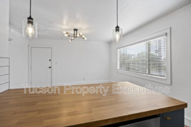 Apartment for rent at 824 E 10th St #L, Tucson, AZ 85719