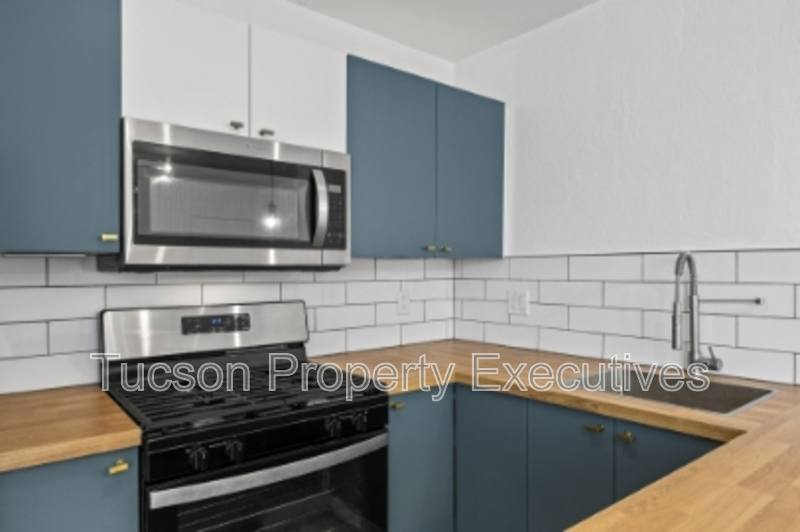 Apartment for rent at 824 E 10th St #L, Tucson, AZ 85719