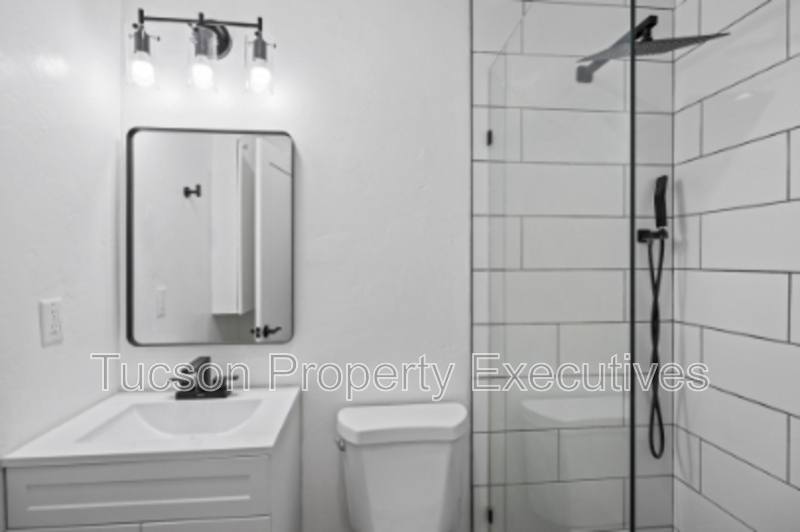 Apartment for rent at 824 E 10th St #L, Tucson, AZ 85719
