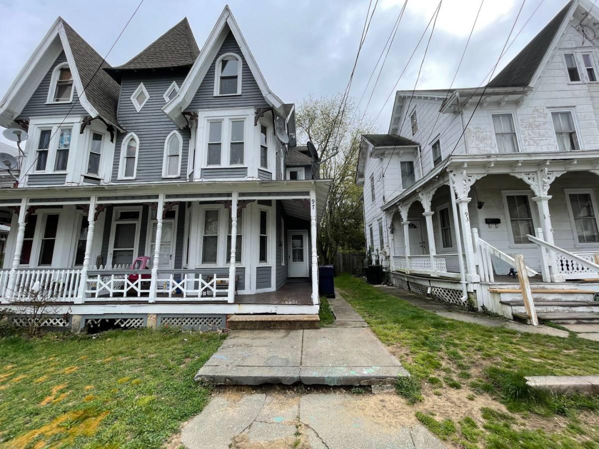 Apartment for rent at 97 York St, Bridgeton, NJ 08302