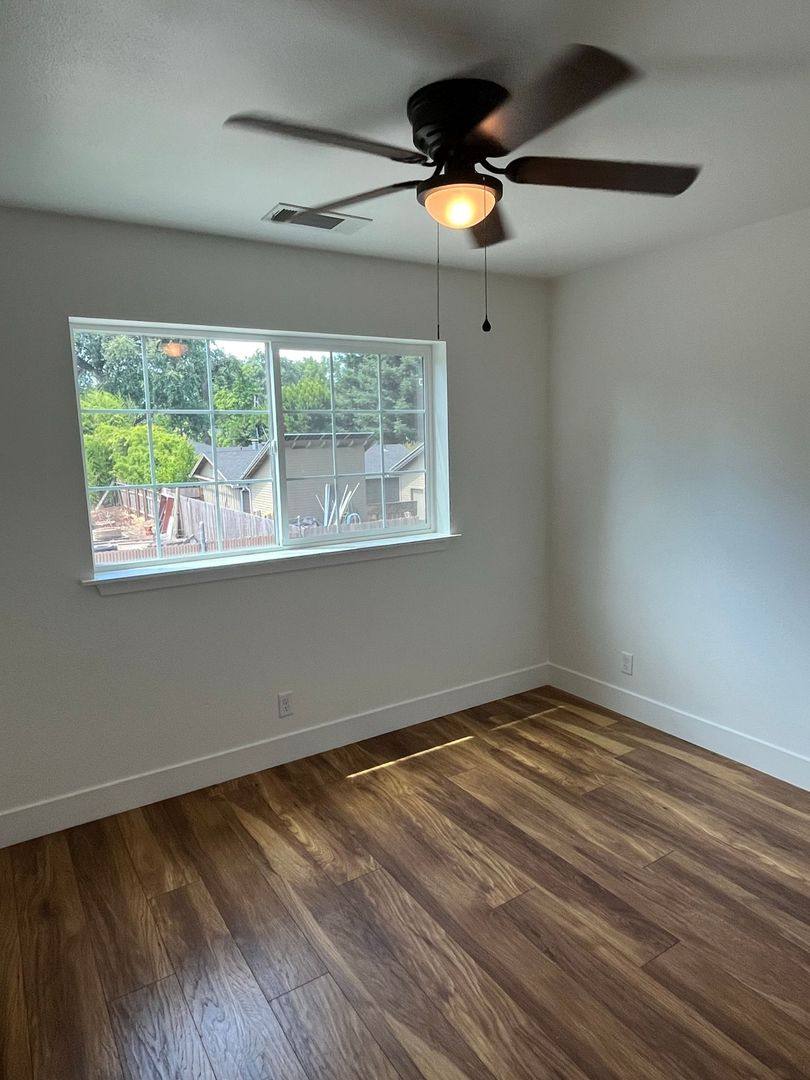 House for rent at 1129 Stewart Ave, Chico, CA 95926