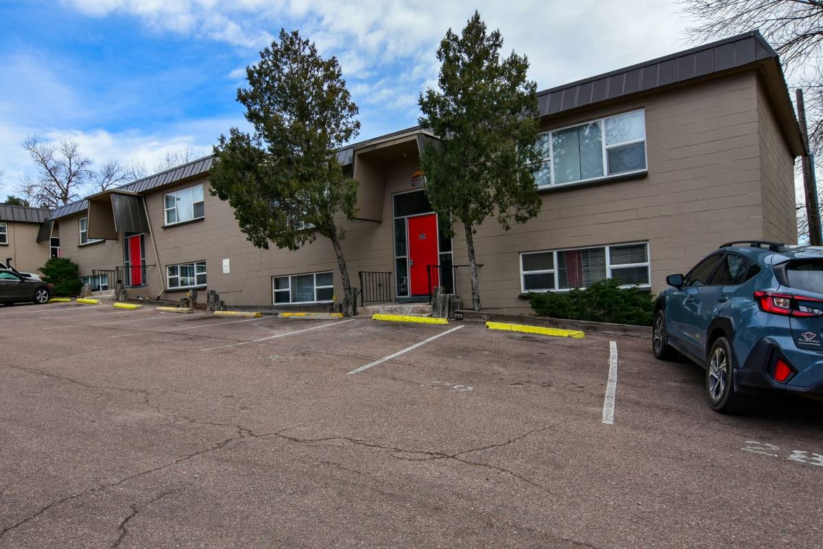 Apartment for rent at 3164 W Colorado Ave, Colorado Springs, CO 80904