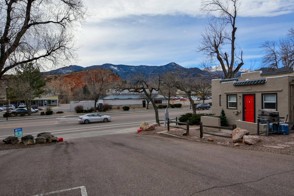 Apartment for rent at 3164 W Colorado Ave, Colorado Springs, CO 80904