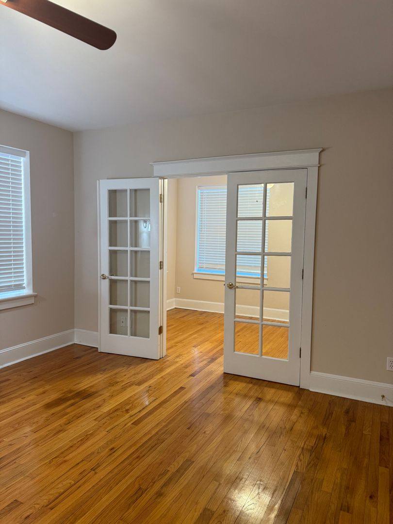 Apartment for rent at 511 & 513 Columbia Dr, Tampa, FL 33606