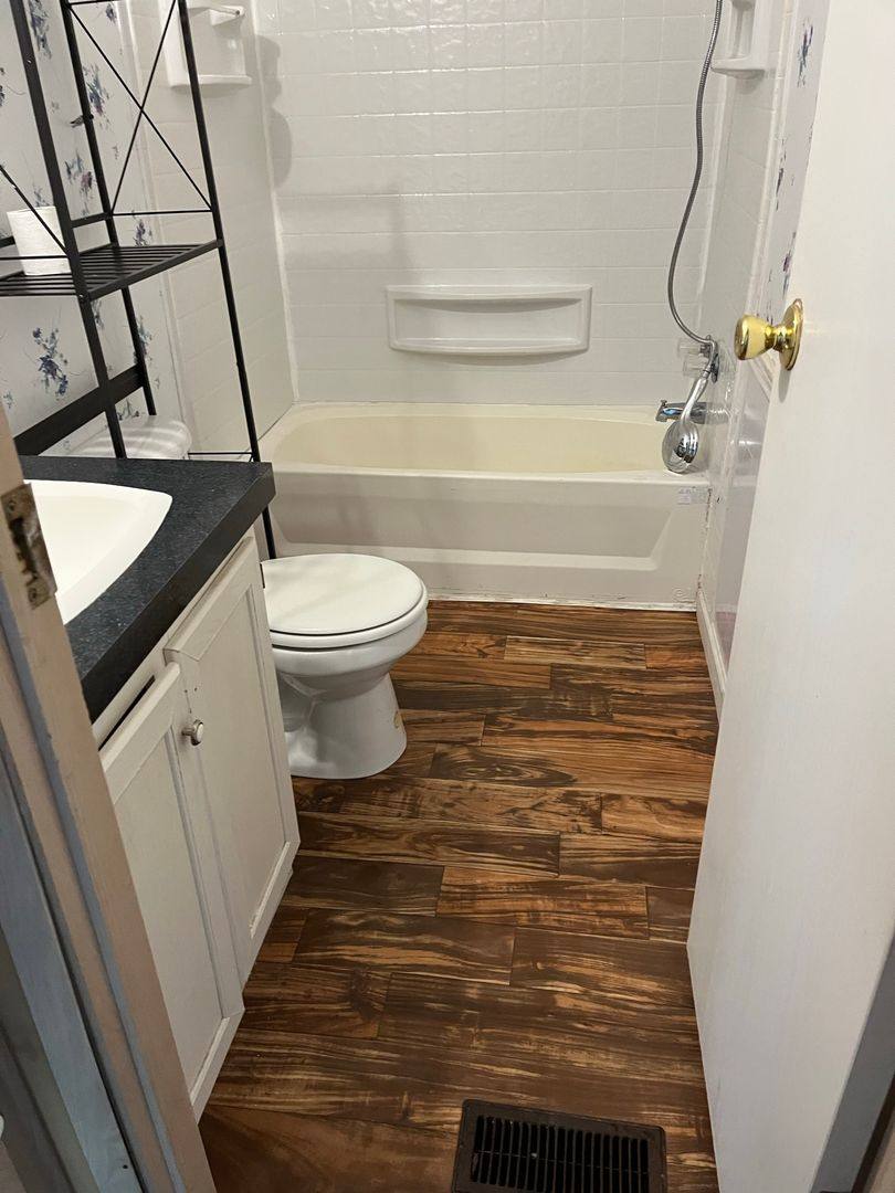 House for rent at 732 Hidden Oaks Dr, Elgin, TX 78621