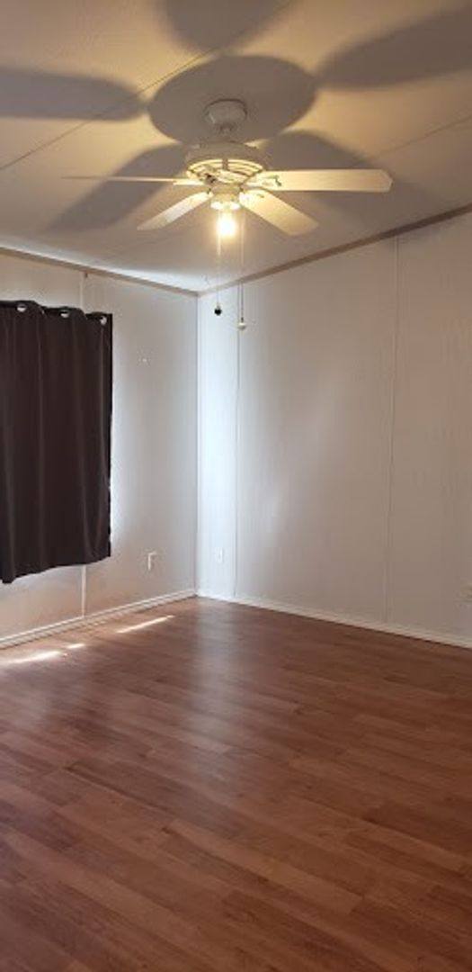 House for rent at 732 Hidden Oaks Dr, Elgin, TX 78621