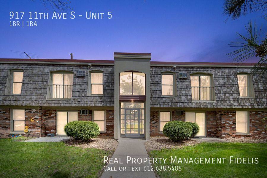 Apartment for rent at 917 11th Ave S #5, Hopkins, MN 55343