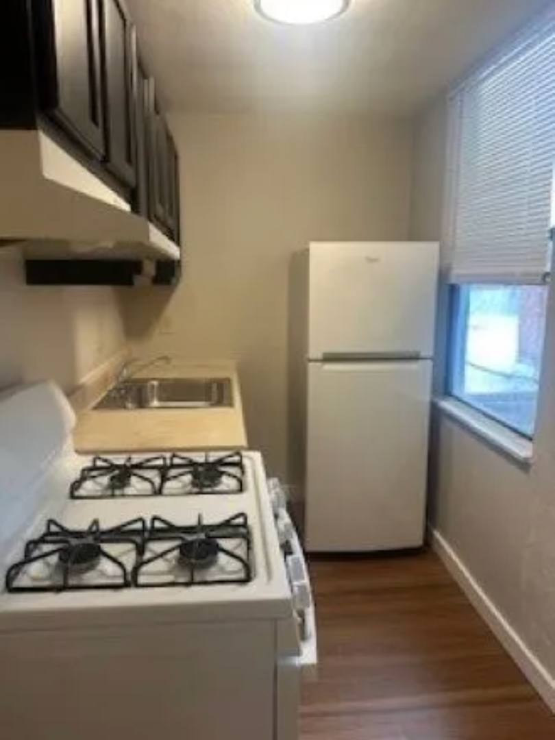 Apartment for rent at 321 Ella St, McKees Rocks, PA 15136