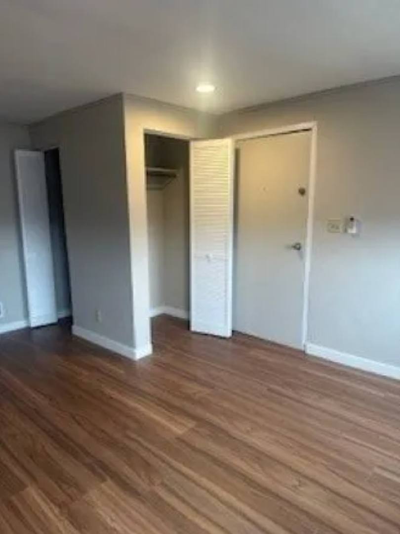 Apartment for rent at 321 Ella St, McKees Rocks, PA 15136