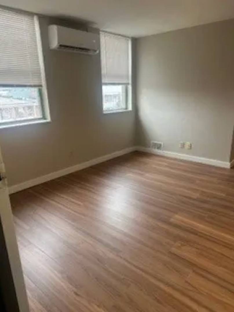 Apartment for rent at 321 Ella St, McKees Rocks, PA 15136