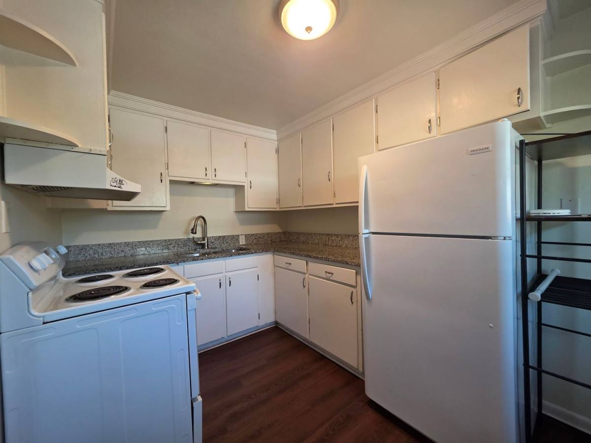 Apartment for rent at 3601 Bull St, Savannah, GA 31405