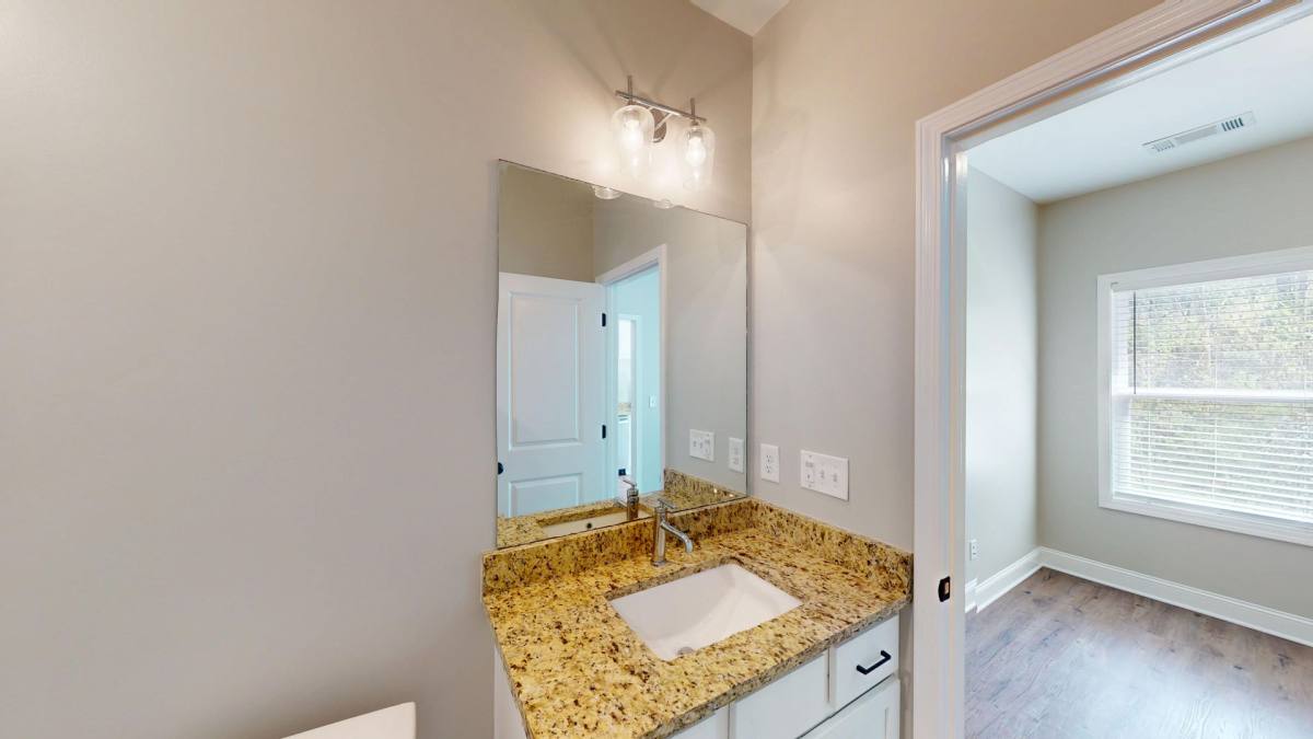 Townhouse for rent at 842 Levitan Dr, Columbia, TN 38401