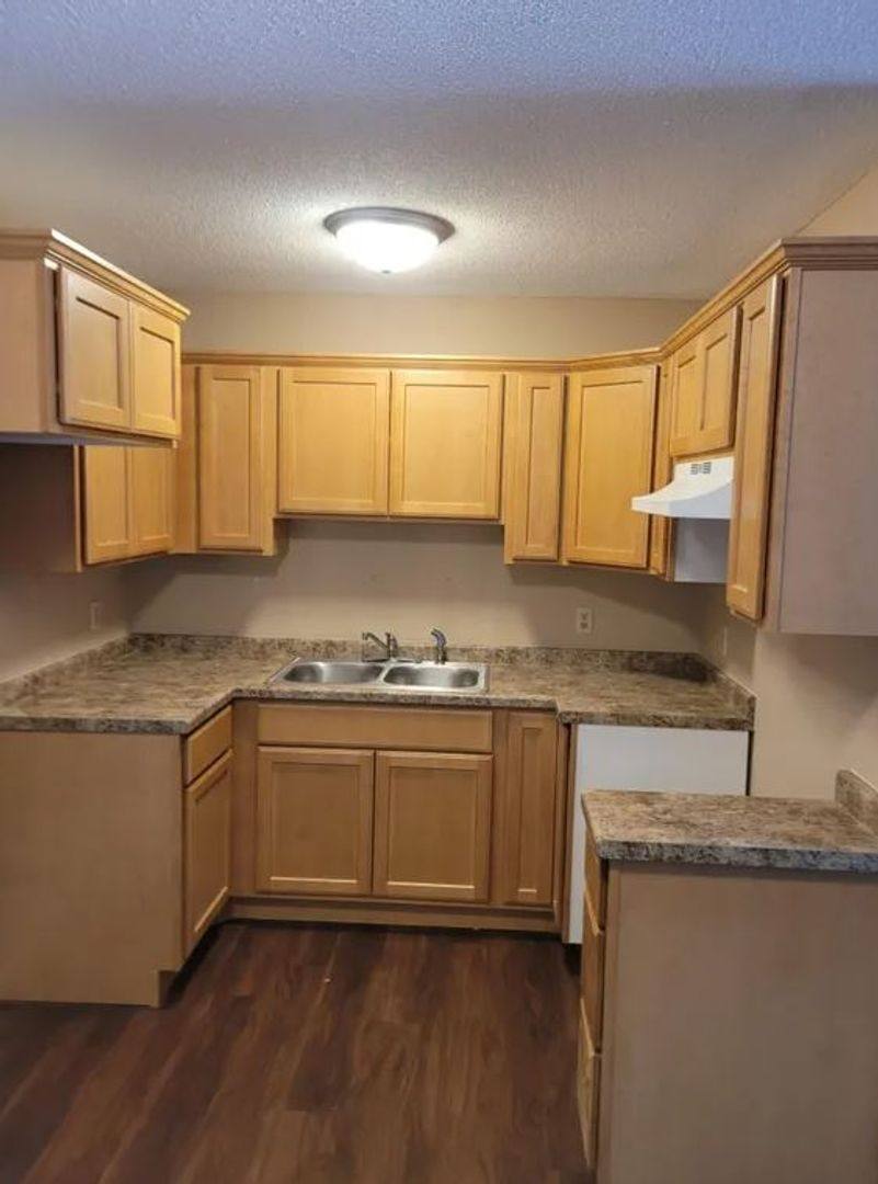 Apartment for rent at 421 8th Ave N, Saint Cloud, MN 56303