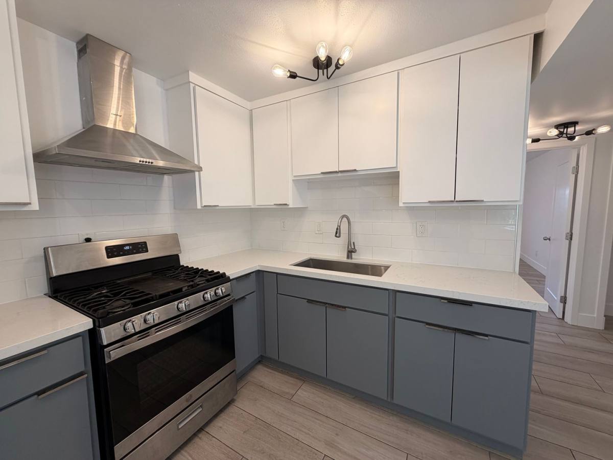 Apartment for rent at 8517 Cedros Ave, Panorama City, CA 91402