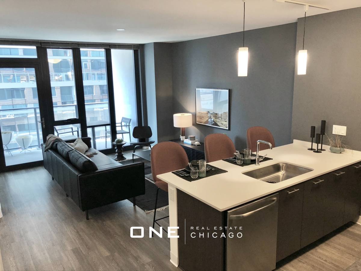 Apartment for rent at 629 N Wells, Chicago, IL 60606