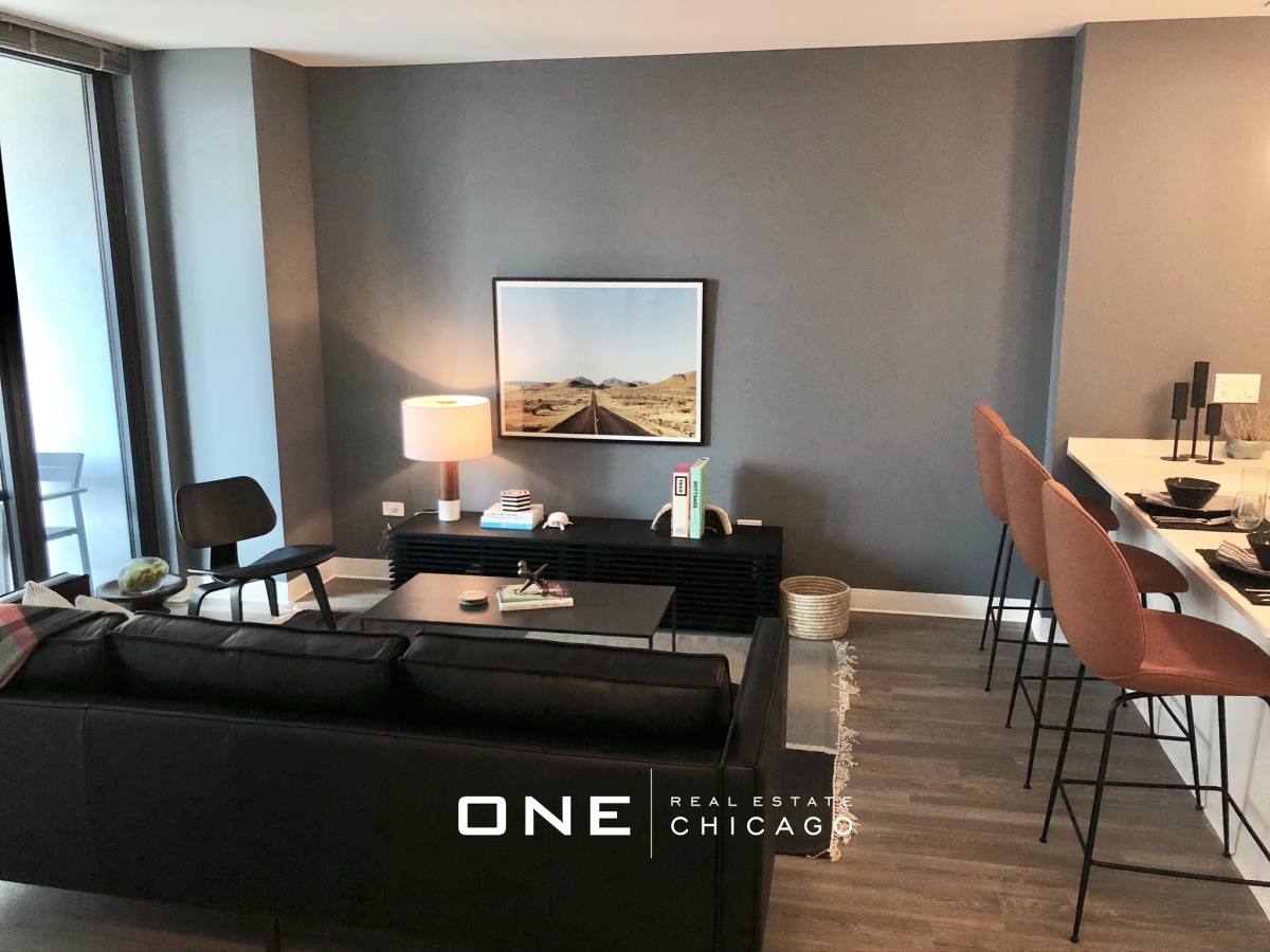 Apartment for rent at 629 N Wells, Chicago, IL 60606